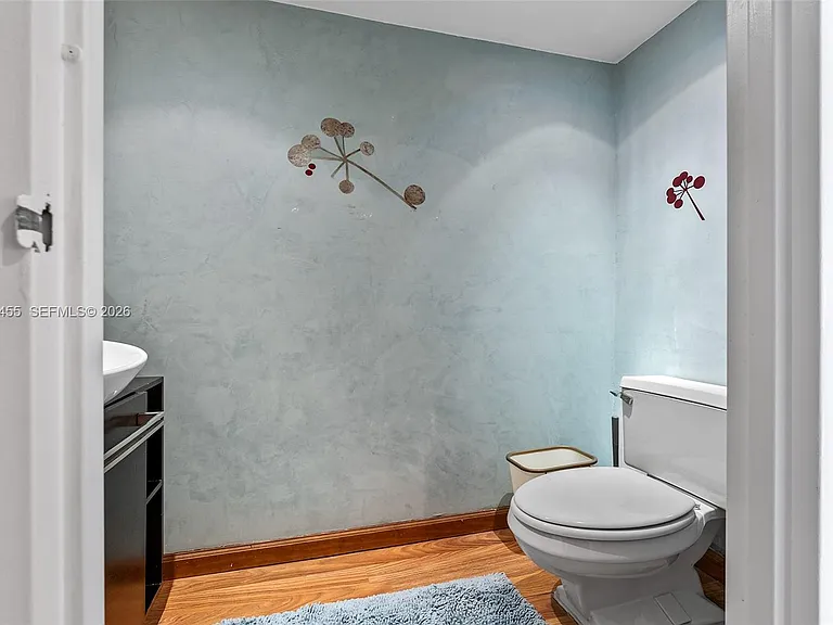 555 NE 15th St #14G — Photo 6