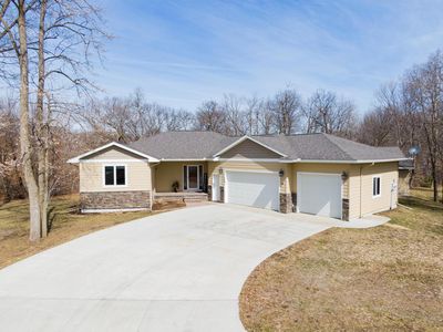 160 Woodland Dr, Henderson, MN, 56044