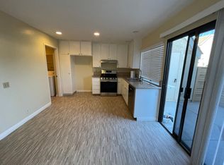 3 Brookfield, Irvine, CA 92604