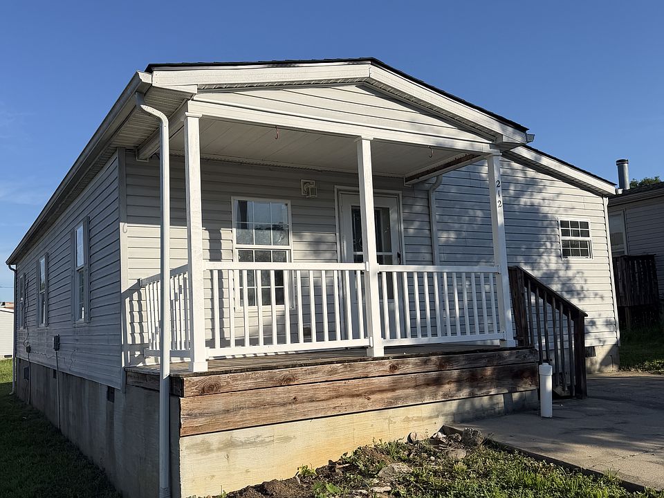 1st image of 212 Pulliam Dr