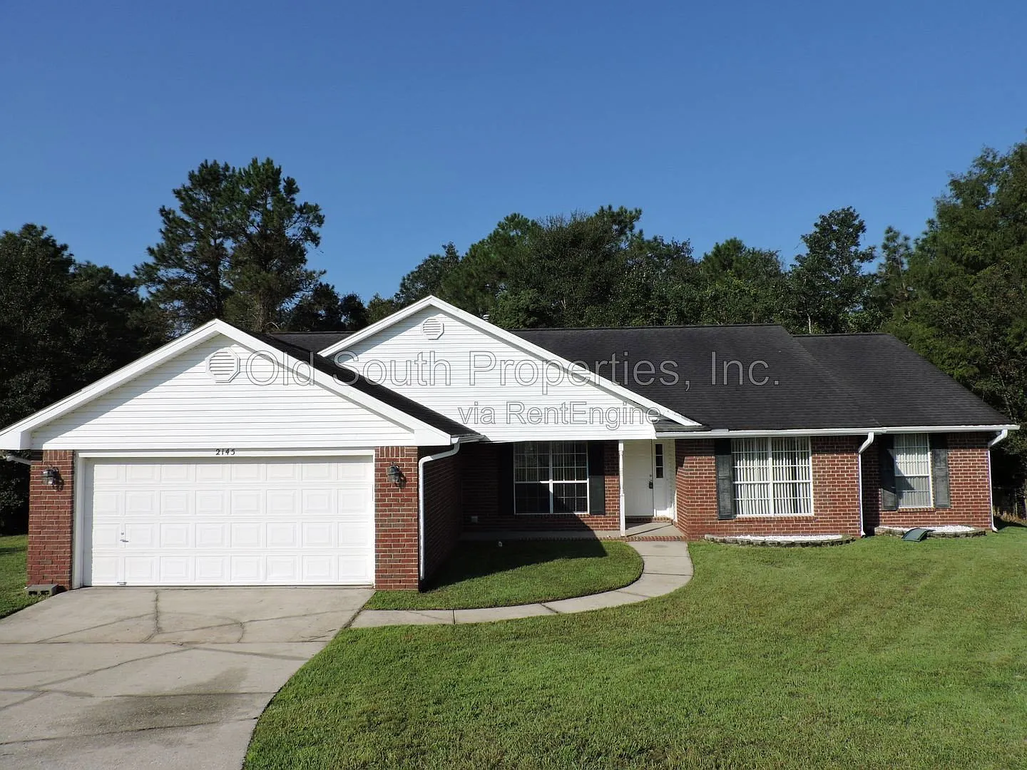 4 bed, 2.0 bath, 2281 sqft, $2,000 — Photo 1