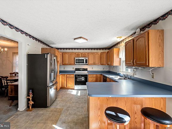 5th image of 4403 Back Mountain Rd