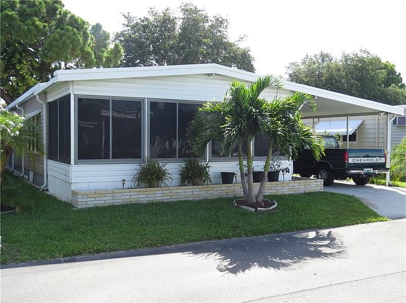 1st image of 304 Tropic Dr