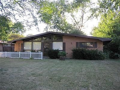 1st image of 3833 Longridge Dr