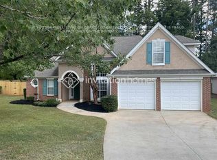 304 Freeman Forest Dr, Newnan, GA 30265