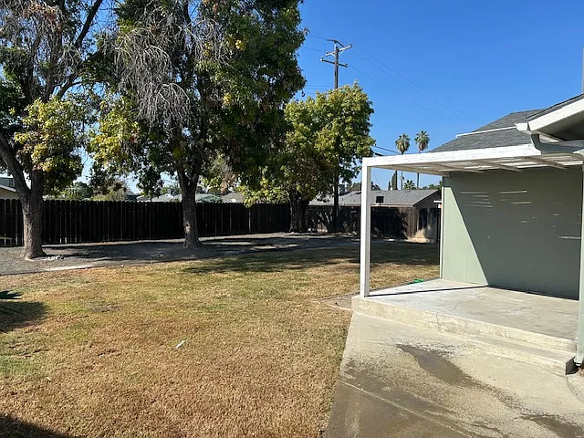 3 bed, 1604 sqft, $2,175 — Photo 2