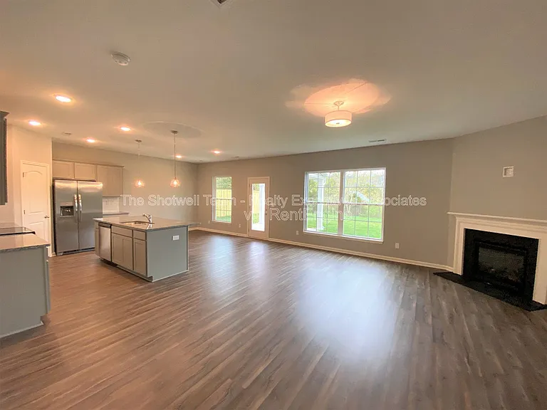 7852 Beeler Farms Ln — Photo 5