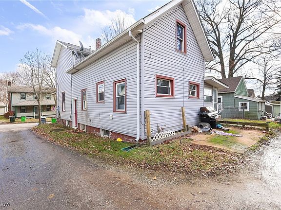 2nd image of 534 N Grant St