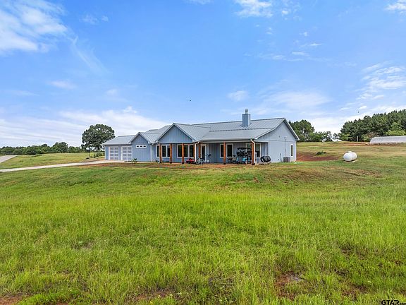 4th image of 16634 Caeli Heights Ct