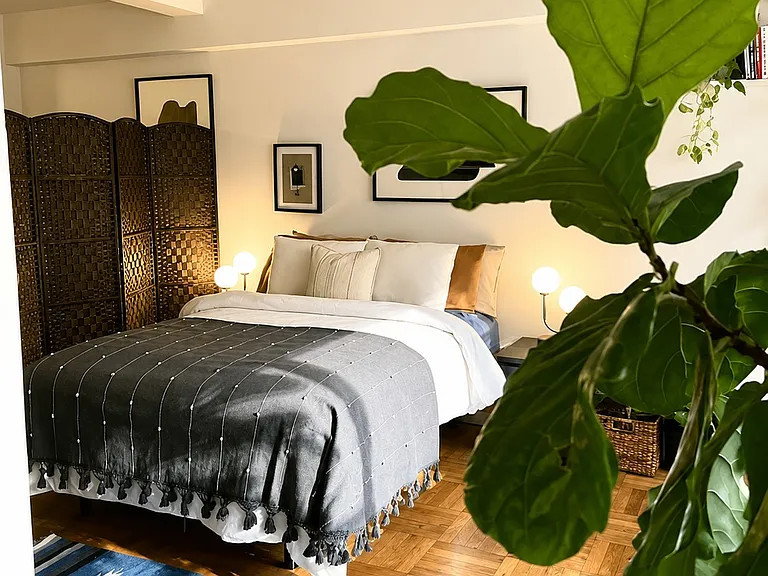 30 E 37th St #5F — Photo 3