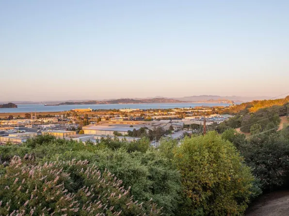 132 Tiburon Boulevard, San Rafael, CA 94901