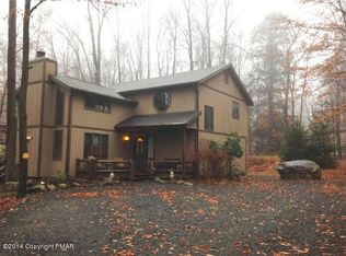 1146 Deer Trail Rd, Pocono Pines, PA 18350