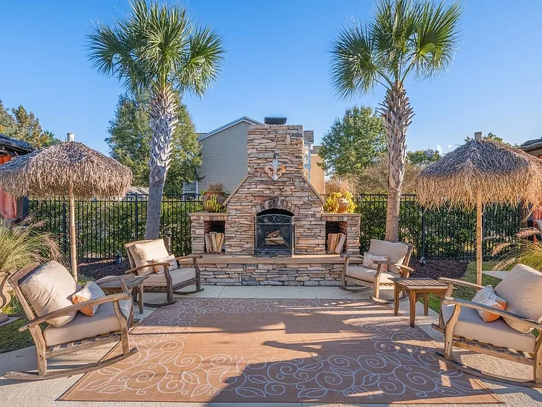 Palmetto Pointe Apartment Homes — Photo 4