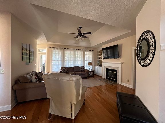 3rd image of 50 Catalpa Lane S