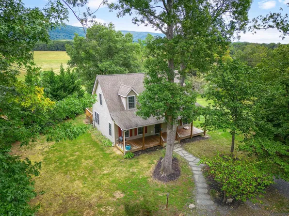 972 Tanbark Dr, Afton, VA 22920