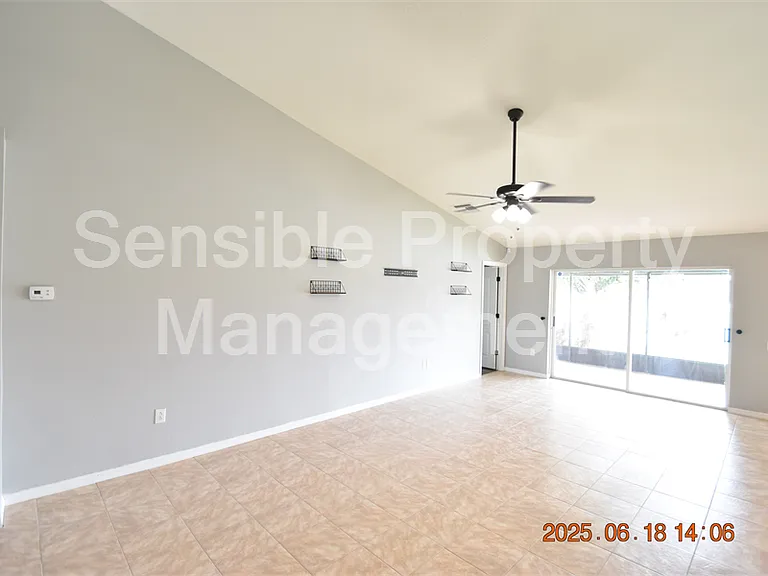 5627 War Admiral Dr — Photo 5