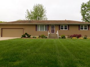 214 N True St, Griffith, IN 46319