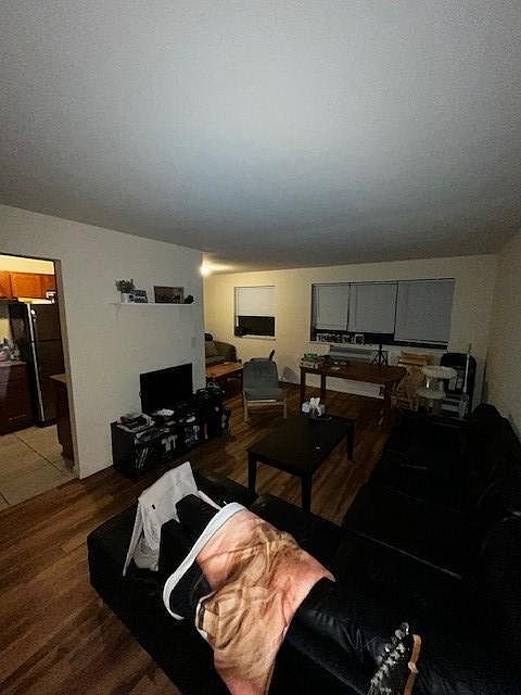 1st image of 7522 N Greenview Ave APT 504