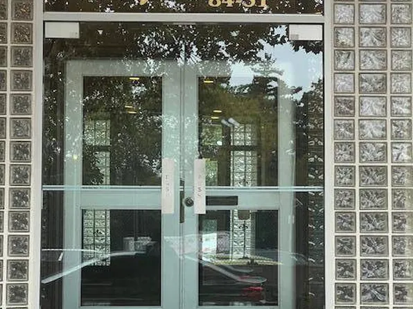 84-31 Van Wyck Expy APT 1M, Jamaica, NY 11435