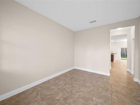 3rd image of 10624 Savannah Plantation Ct