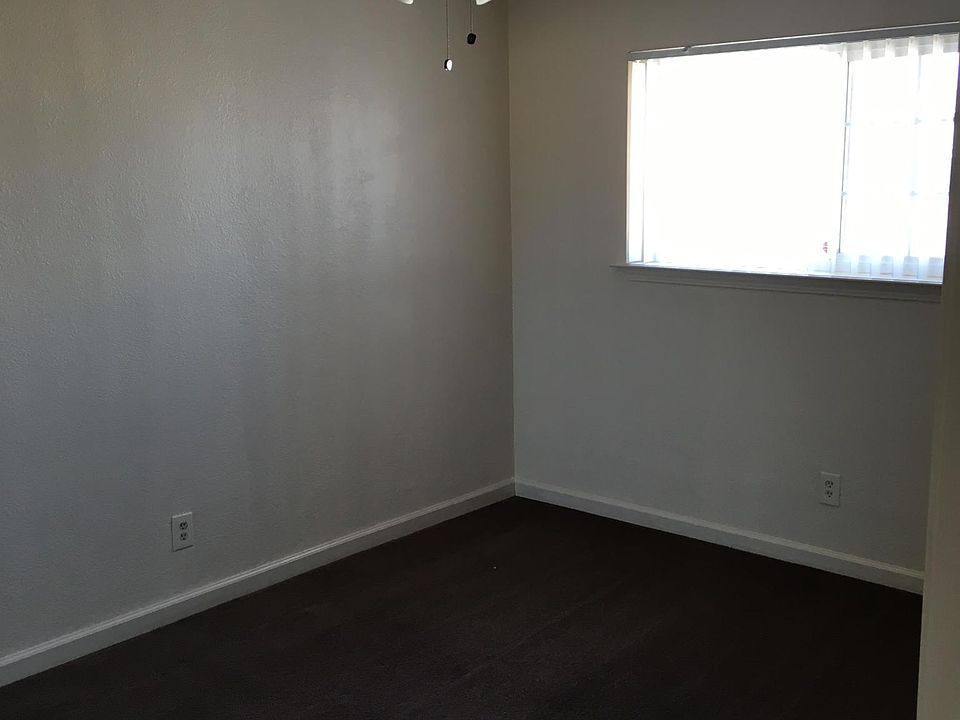 2nd image of 1607 Dairy Ave APT A