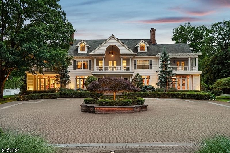 1st image of 34 Oak Bend Rd