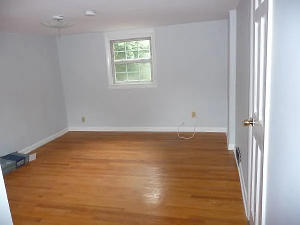 24 Pearl St #2 — Photo 9