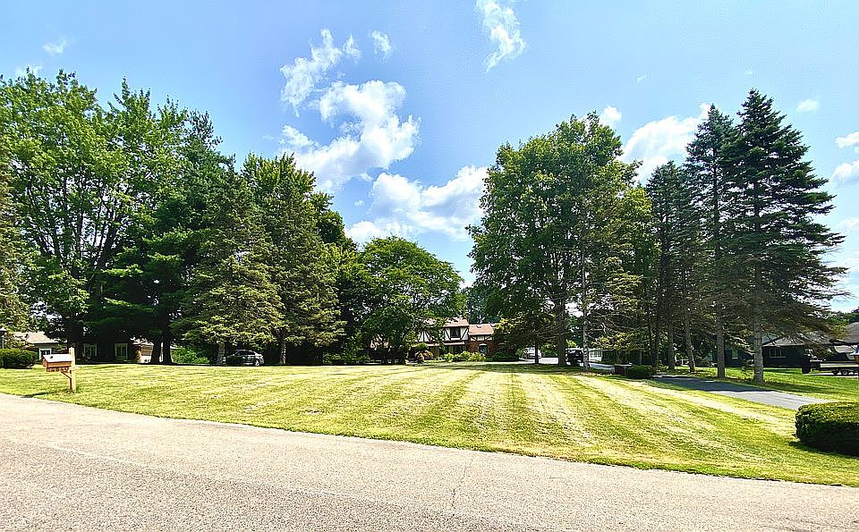 1st image of 4840 Valley Vista Cir
