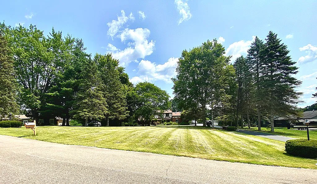 4840 Valley Vista Cir photo 1