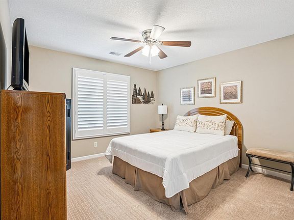 4th image of 2037 Villa Pines Cir