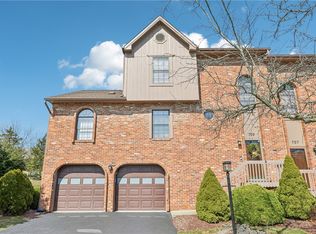 709 Sunset Cir, Cranberry Township, PA 16066