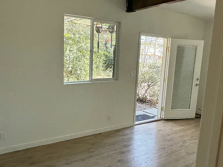 1407 Talmadge St #1407 — Photo 5