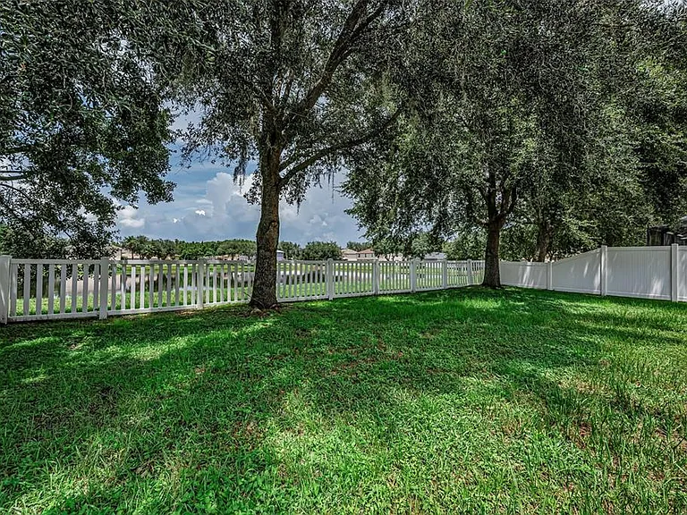 17029 Torvest Ct — Photo 36
