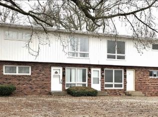 625 N Bryan Ave APT 15, Carterville, IL 62918