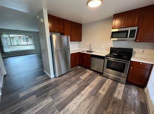 3530 Farm Hill Blvd APT 12, Redwood City, CA 94061