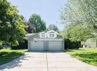 420 Arion St E, West Saint Paul, MN 55118