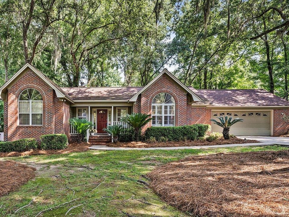 1st image of 3432 Clifden Dr
