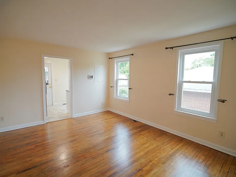 212 Rudy Hubbard Way — Photo 4