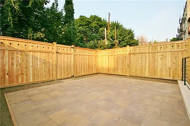 Rented by R New York