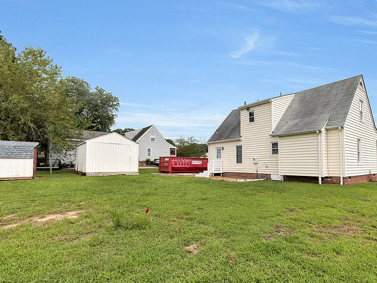 6402 Sledds Lake Rd — Photo 32