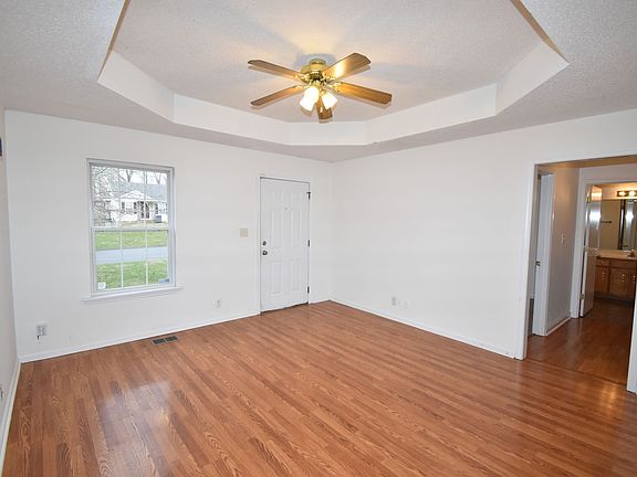 2nd image of 382 Cranklen Cir