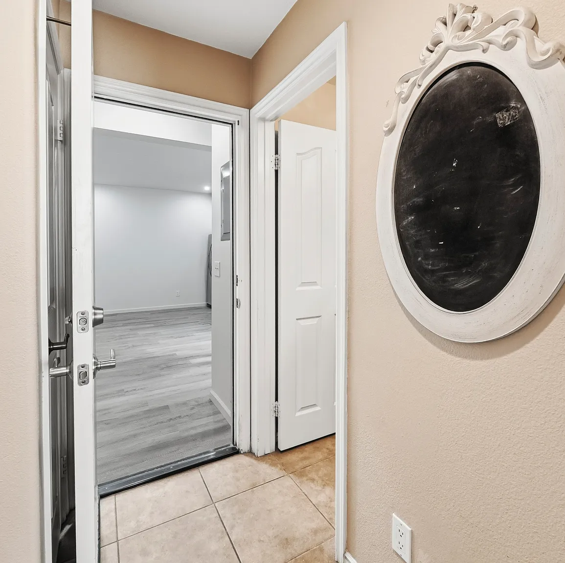 1 bed, 600 sqft, $2,000 — Photo 3