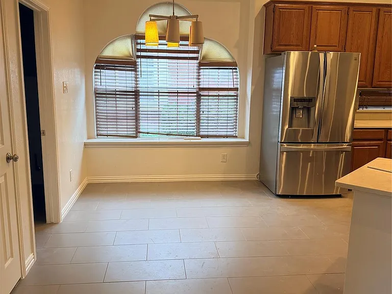 2220 Sky Harbor Dr — Photo 6