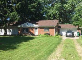 11020 Rawsonville Rd, Belleville, MI 48111