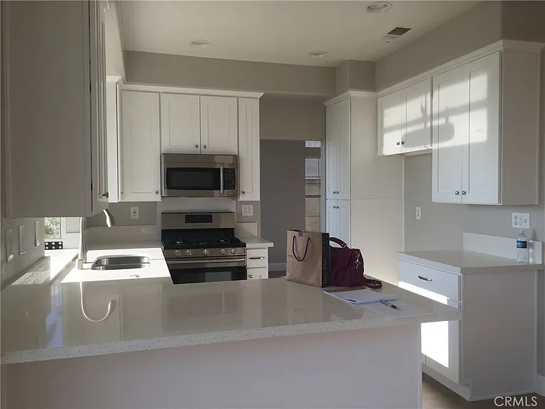 867 S Lee Marie Cir — Photo 3