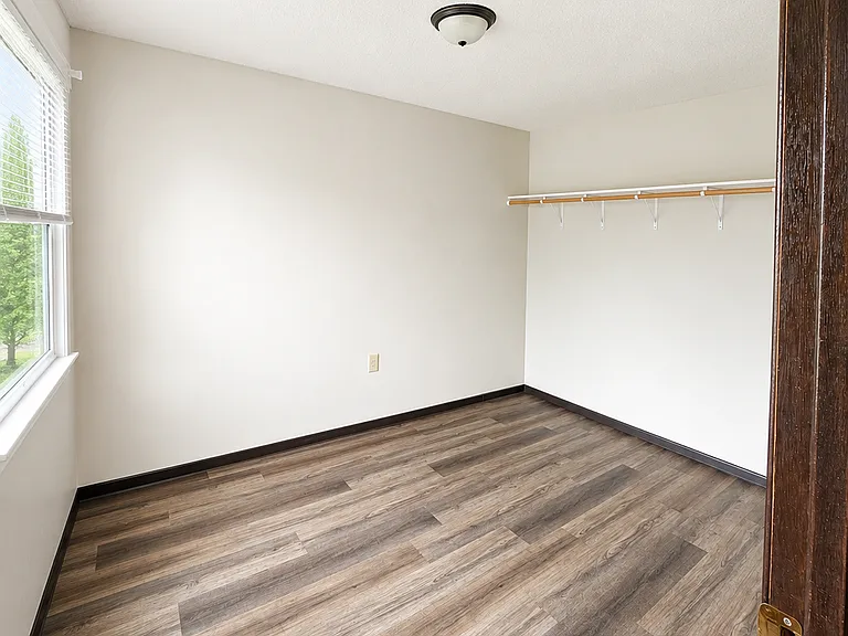 812 Hills Ave #N211 — Photo 6