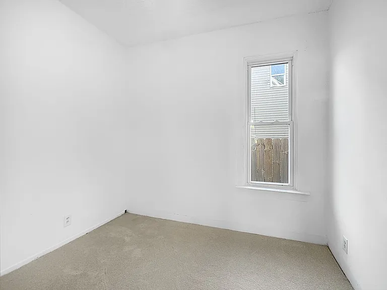 728 Baxter St SE #1 — Photo 5