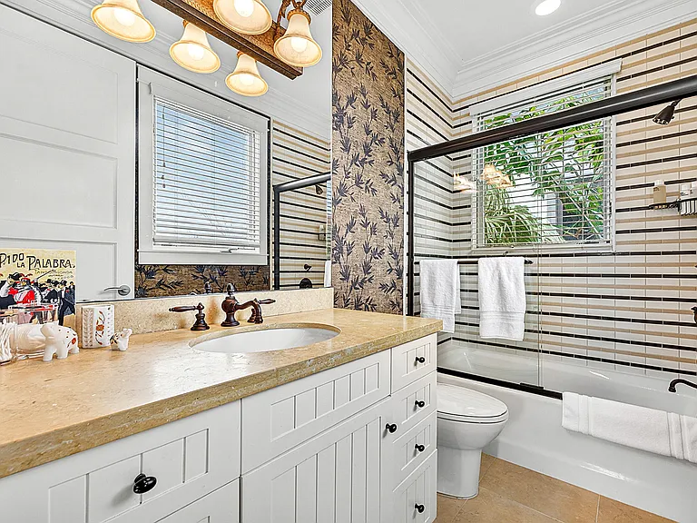 333 Franklin St — Photo 14