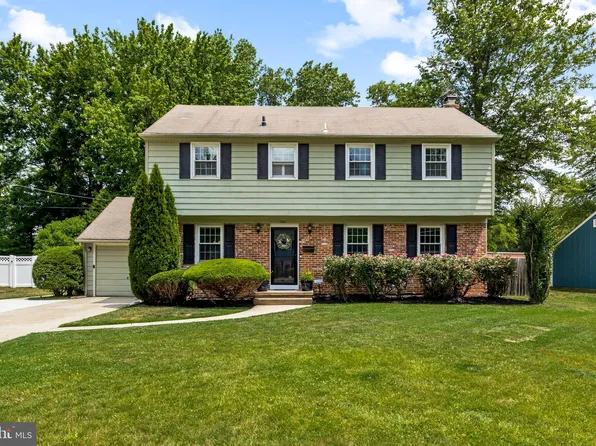 1241 Forge Rd, Cherry Hill, NJ 08034
