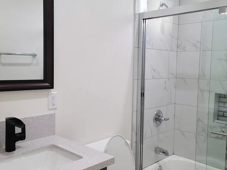 14711 S Norwalk Blvd — Photo 7